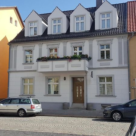 Eisenhüttenstadt Fewo Am Marktplatz I מראה חיצוני תמונה